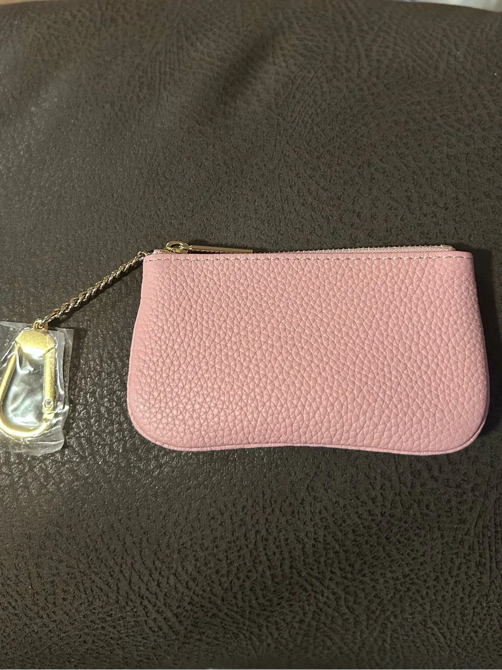 NWOT Dress Up Your Purse Togo Leather Key Pouch in Dusty Pink/Gold Hardware